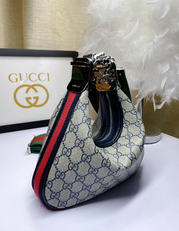 激安グッチバッグコピー側面デザイン